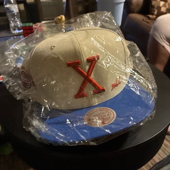 Malcom X Mitchell & Ness Detroit Pistons X Paper Planes 1965 Snapback Hat Rare - Picture 10 of 14